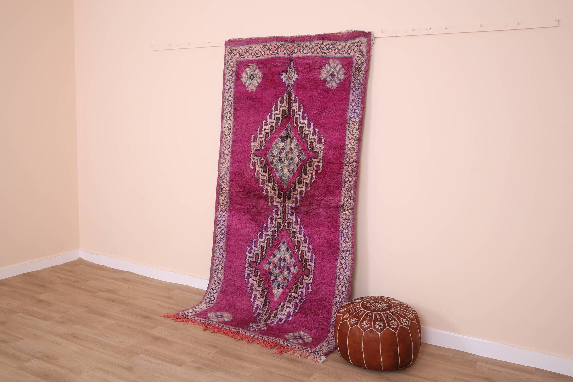 Purple vintage Moroccan Rug 116 x 234 cm, Berber Wool Rug Handmade, Old Rug