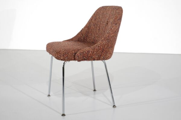 Chaise de table en tweed par Le Mobilier International, 1960