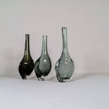 Midcentury collection of 12 pieces of art glass by Nils Landberg, Orrefors, Sweden, 1950s.