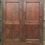 Large Parisian cabinet in workshop fir