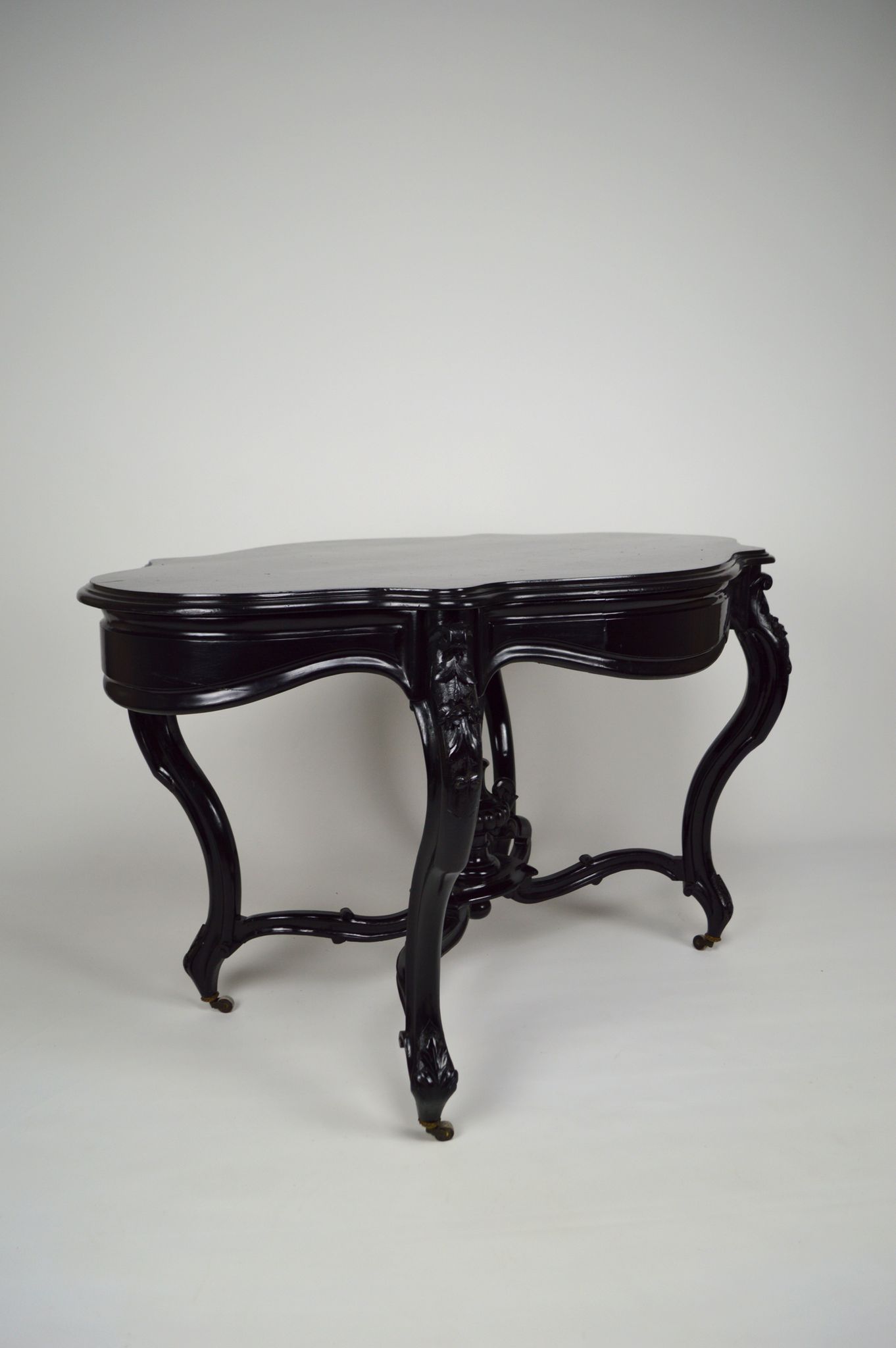 Napoleon III violin table in blackened wood, France, circa 1870