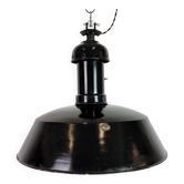 Lampe suspendue Bauhaus en émail noir industriel, années 1930