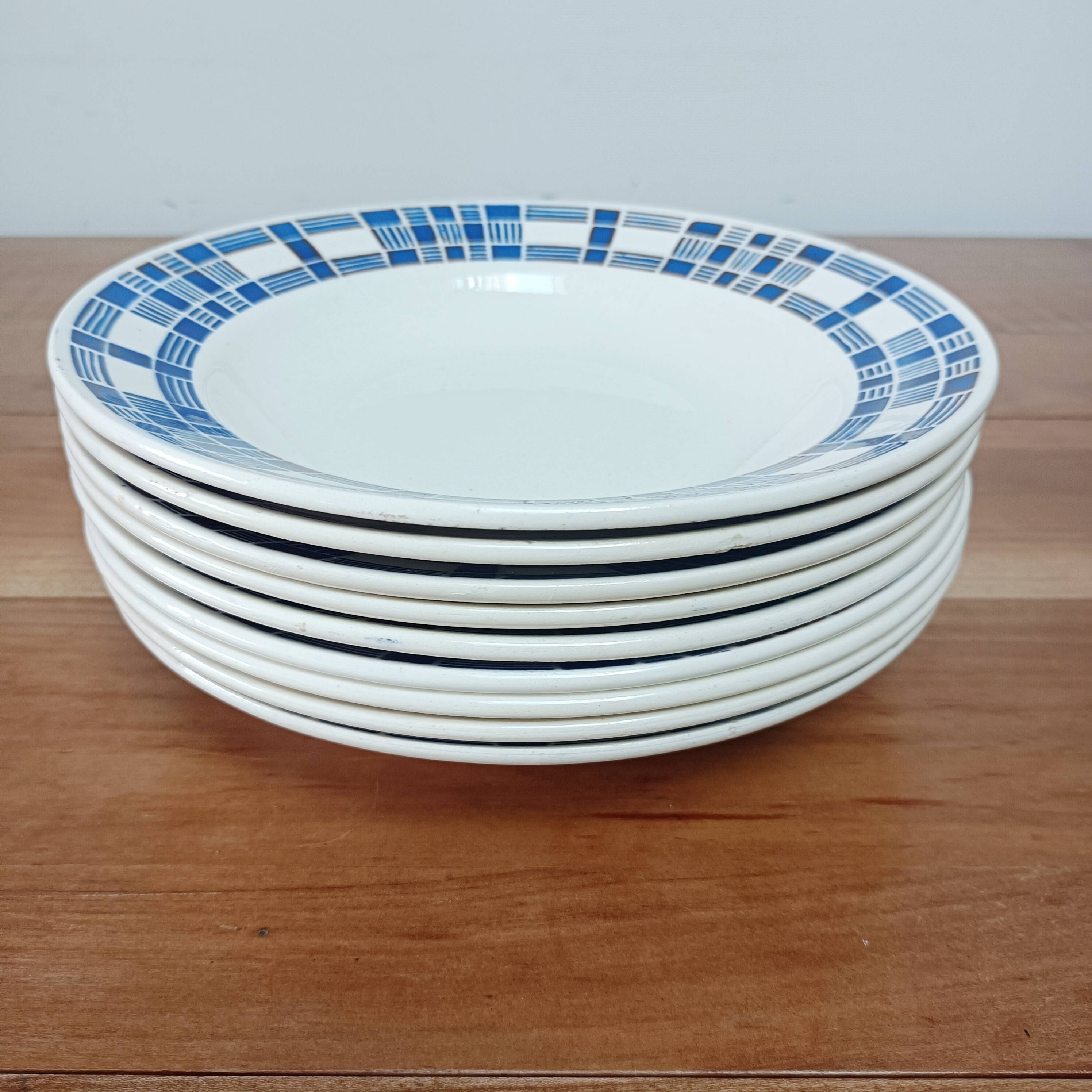 Lot de 9 assiettes creuses Badonviller modèle Nil