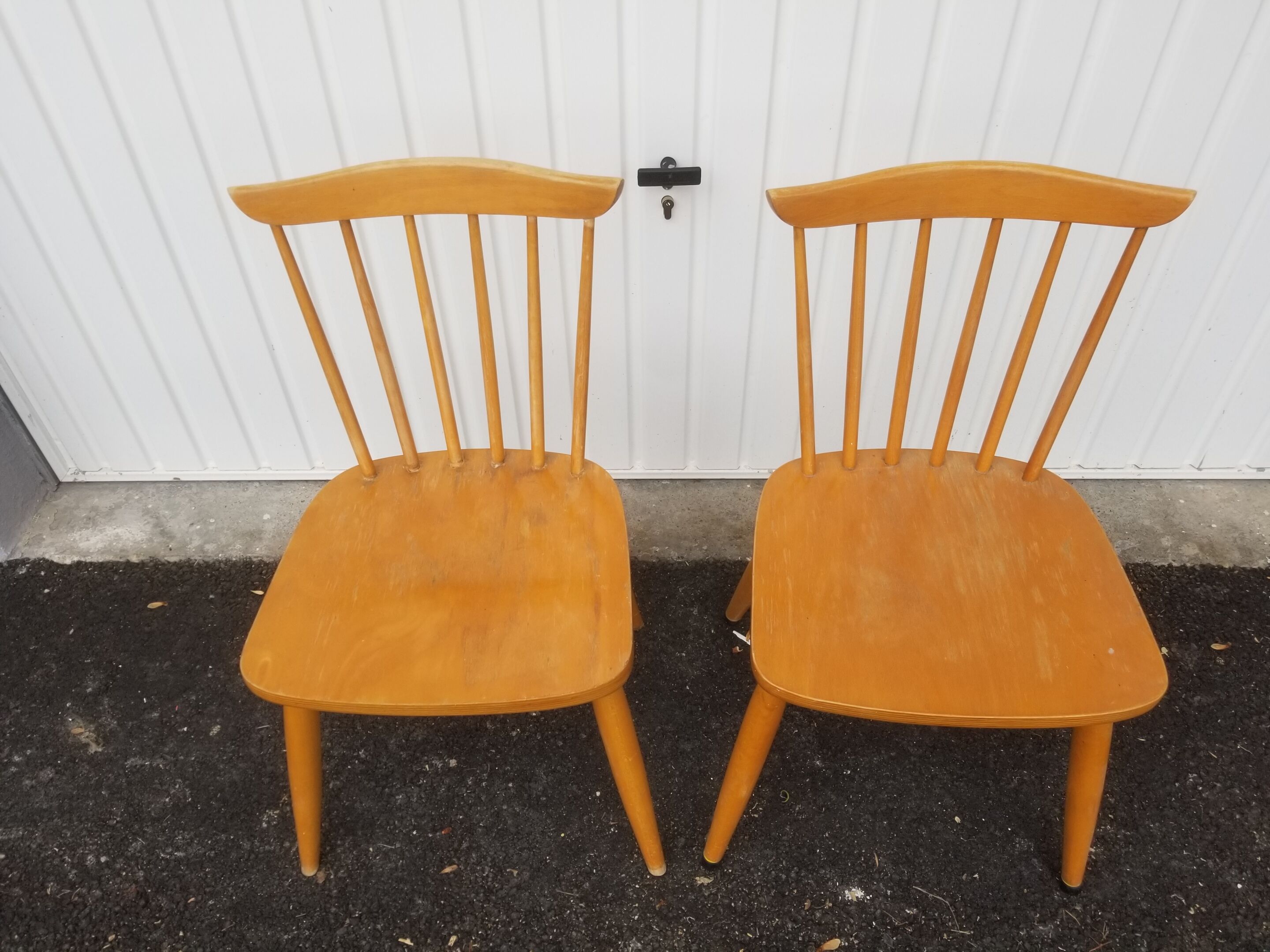 Pair of vintage Scandinavian chairs in solid beech
