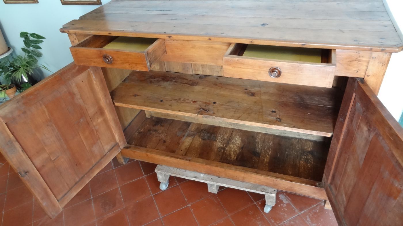 155 x 105 cm low-door buffet