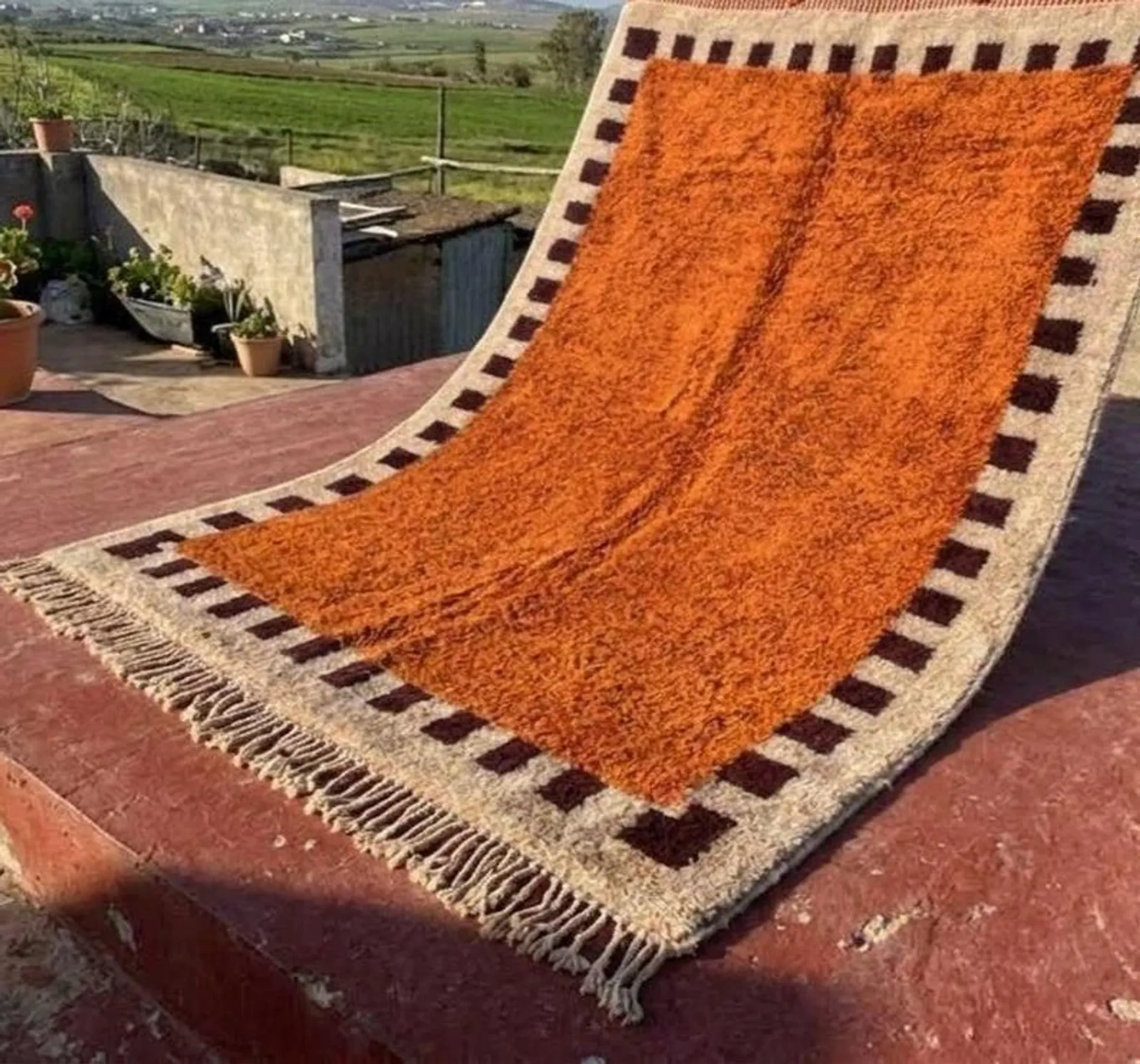 Beni Ouarain Moroccan rug orange terracotta 300x200 cm