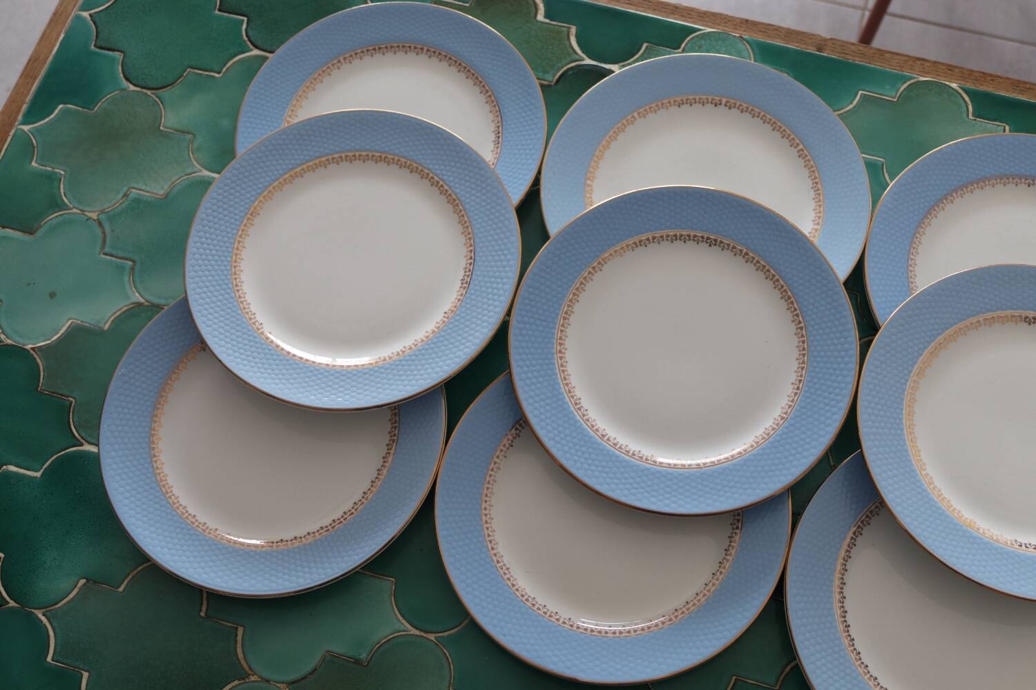 12 old Gilbert café flat plates