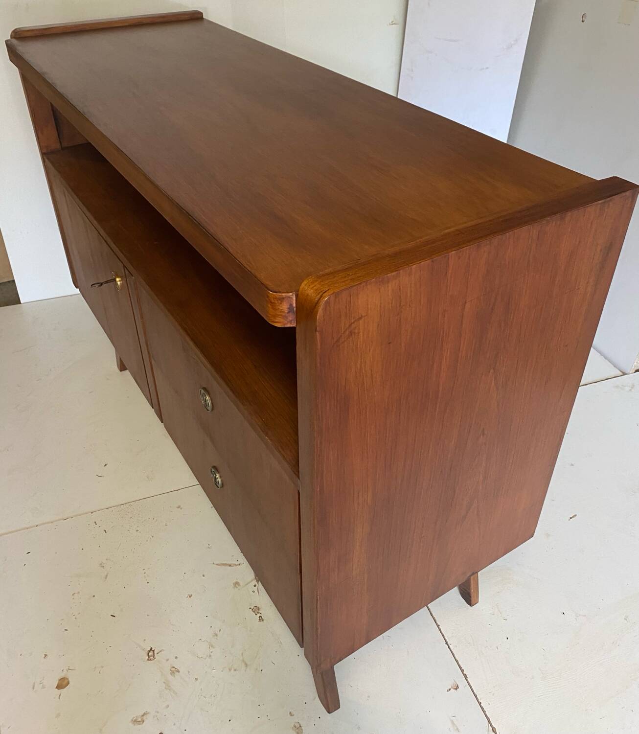 Vintage sideboard with compass feet