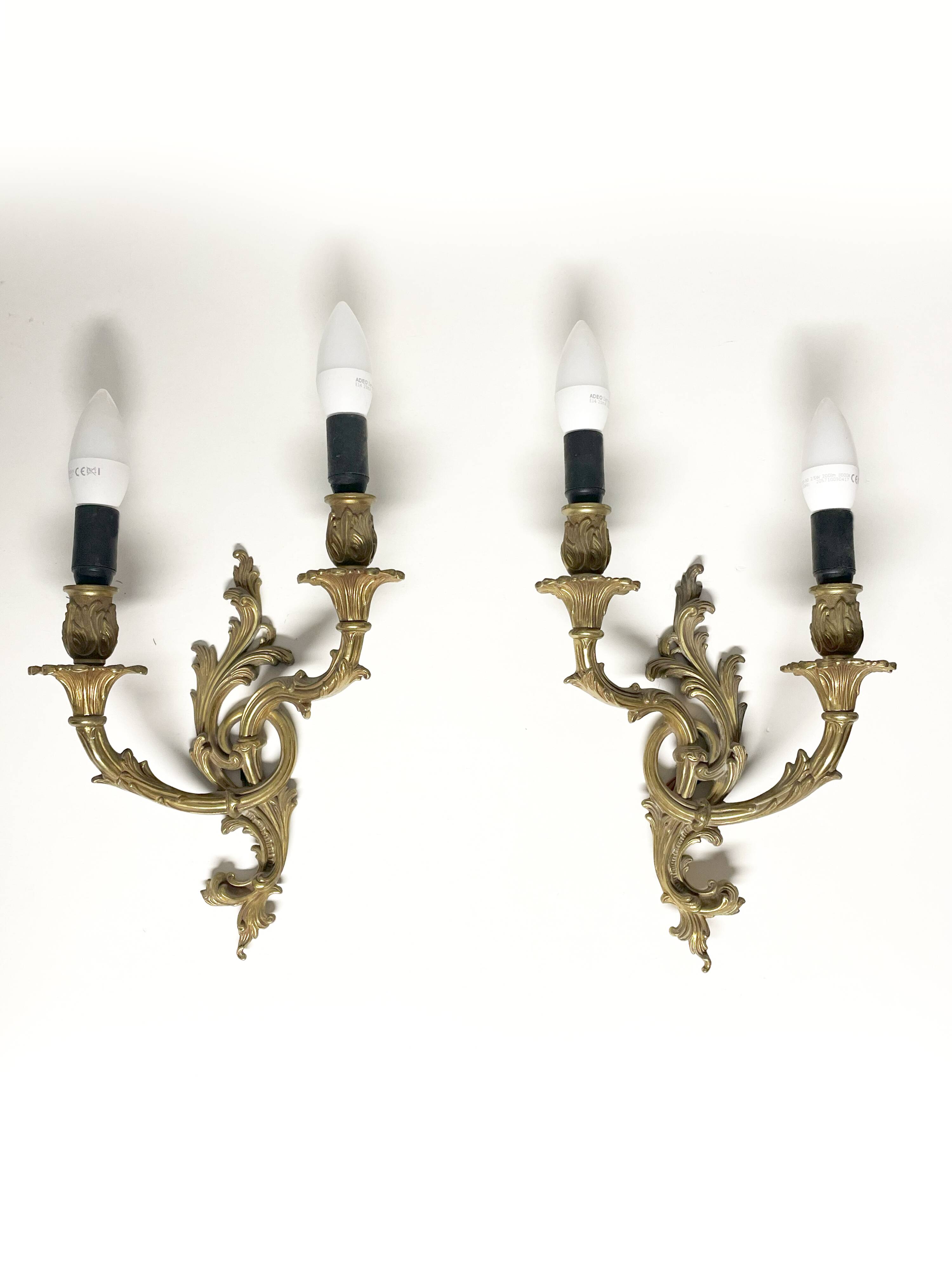 Paire d'appliques murales en bronze chandelier, style classique, Louis XV