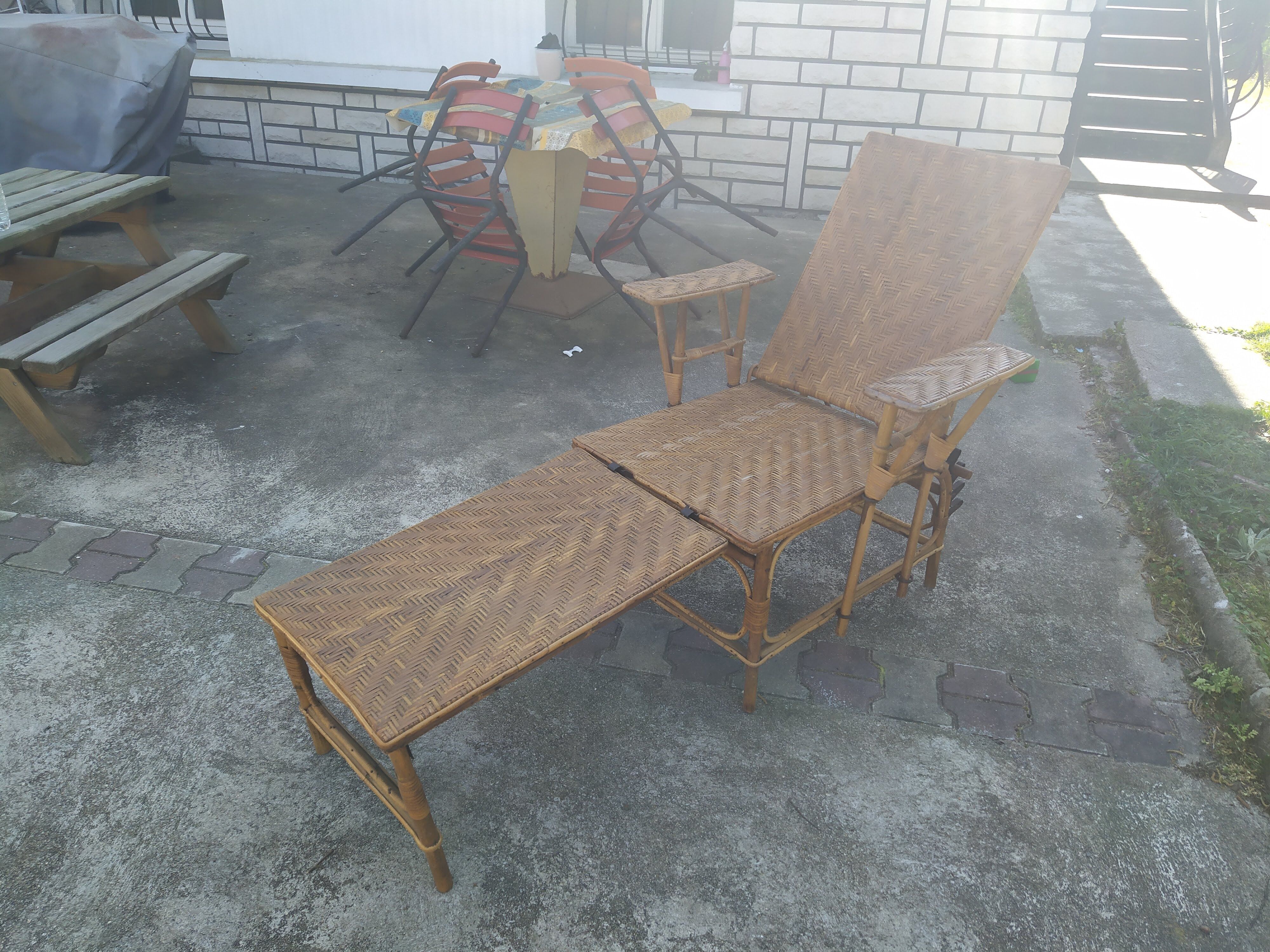 Former rattan and bamboo lounge chair in 1920