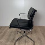 Armchair / Conference Chair By Charles & Ray Eames / Used