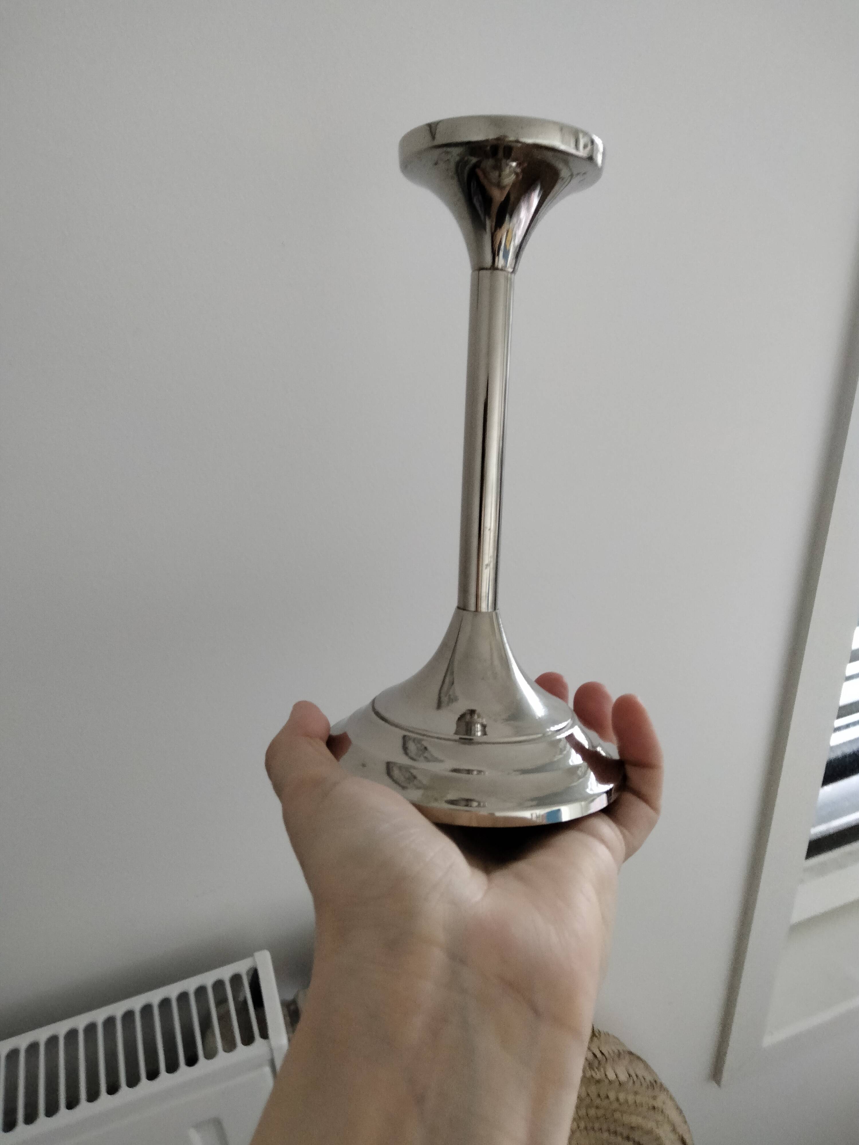 Gilde candle holder in chrome-plated brass