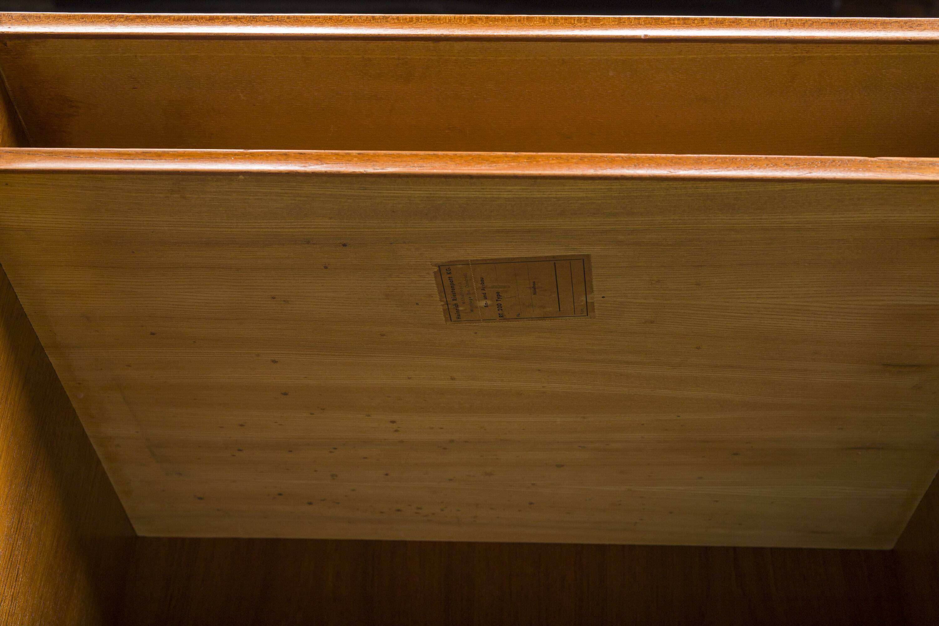 Bureau modèle Rt200 par Heinrich Riestenpatt années 1960