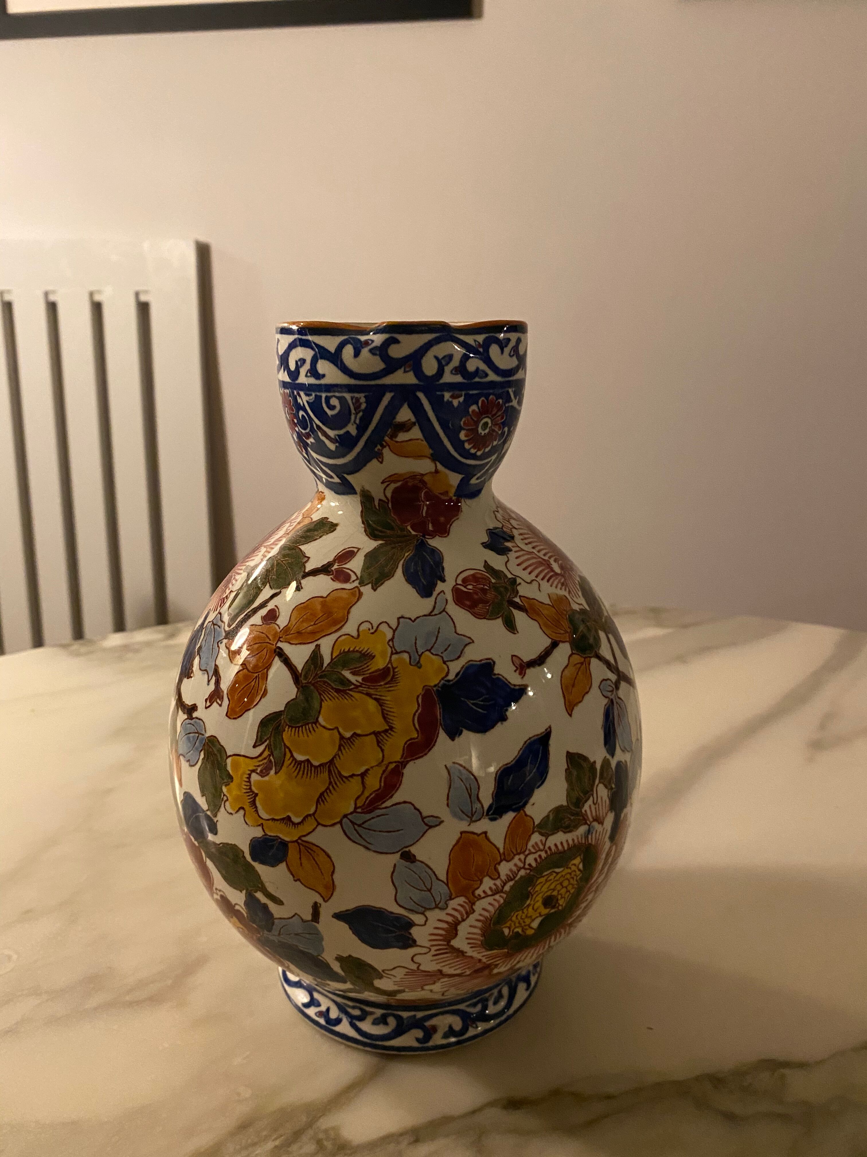 Jug or pitcher of Gien Peonies