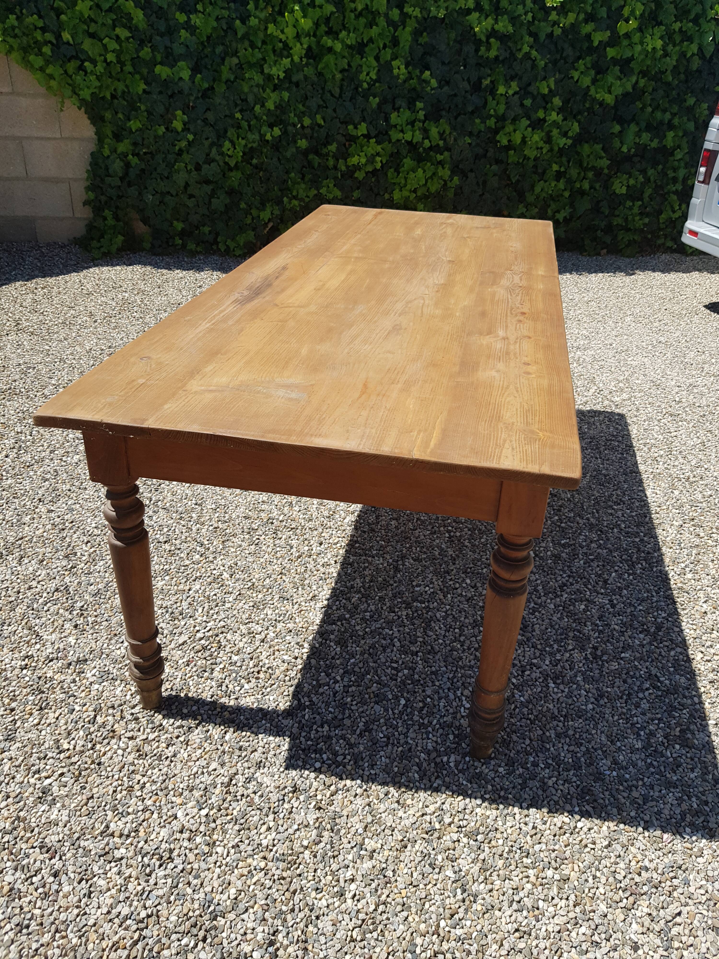 Bistro table