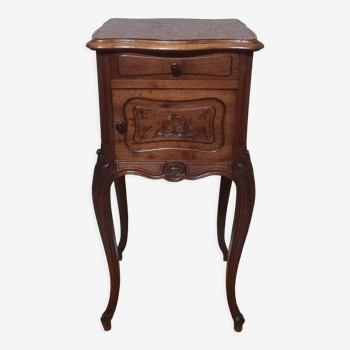 Table de chevet en chêne de style Louis XV