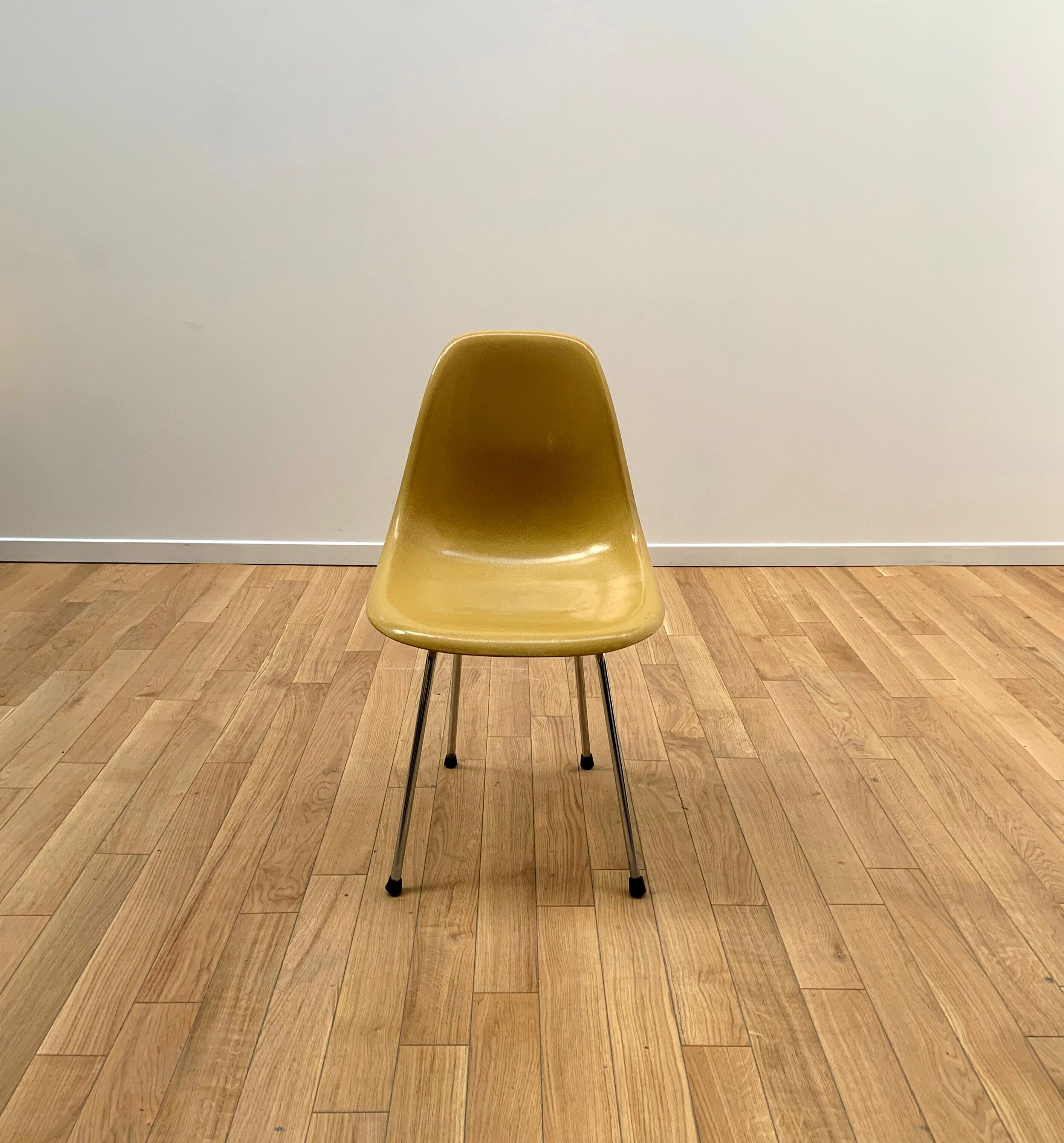 Herman Miller DSX chair, Mobilier International