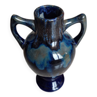 Vase en céramique bleue signé Lebret