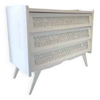 Vintage 3-drawer chest of drawers in white rattan from the 60s