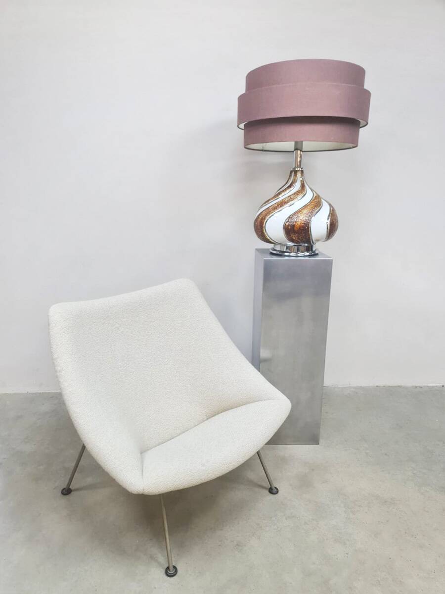 Vintage Italian design large swirl table lamp 1970 'Kremlin'