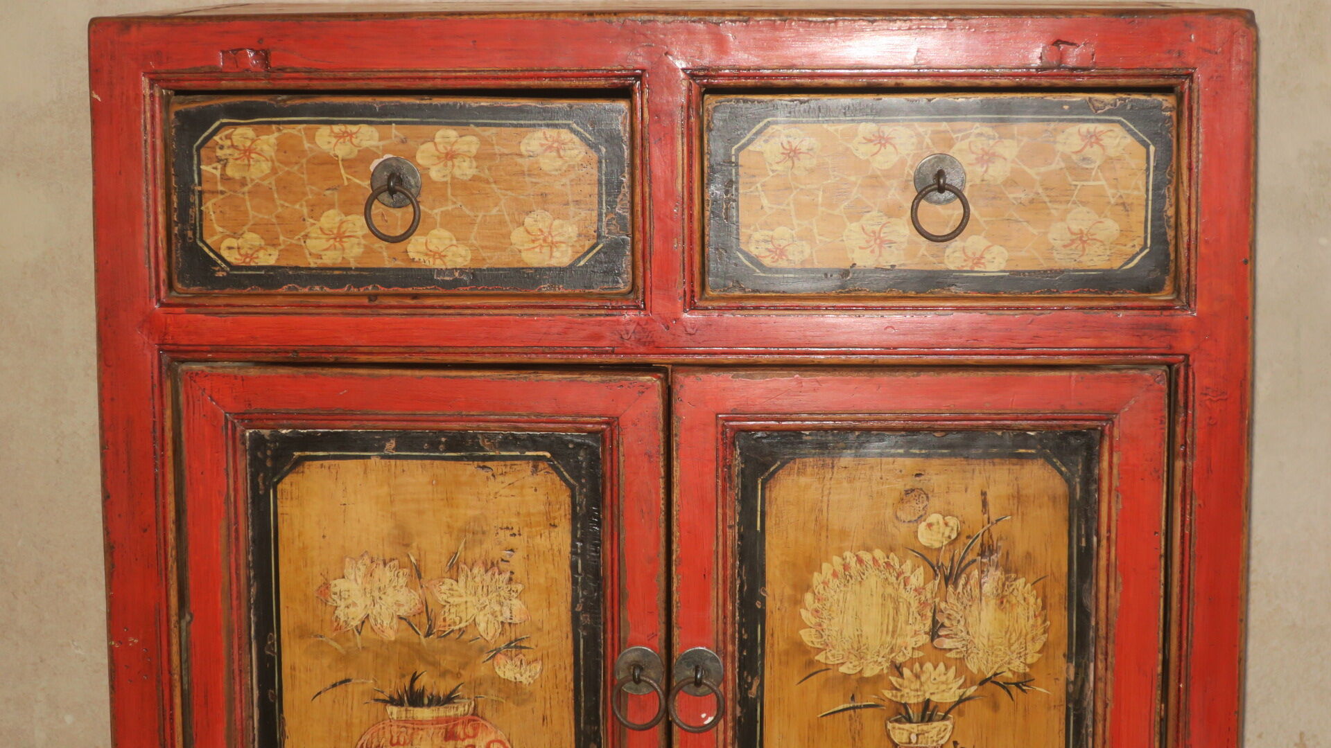 Mid century Chinese painted cabinet with 2 doors and 2 drawers