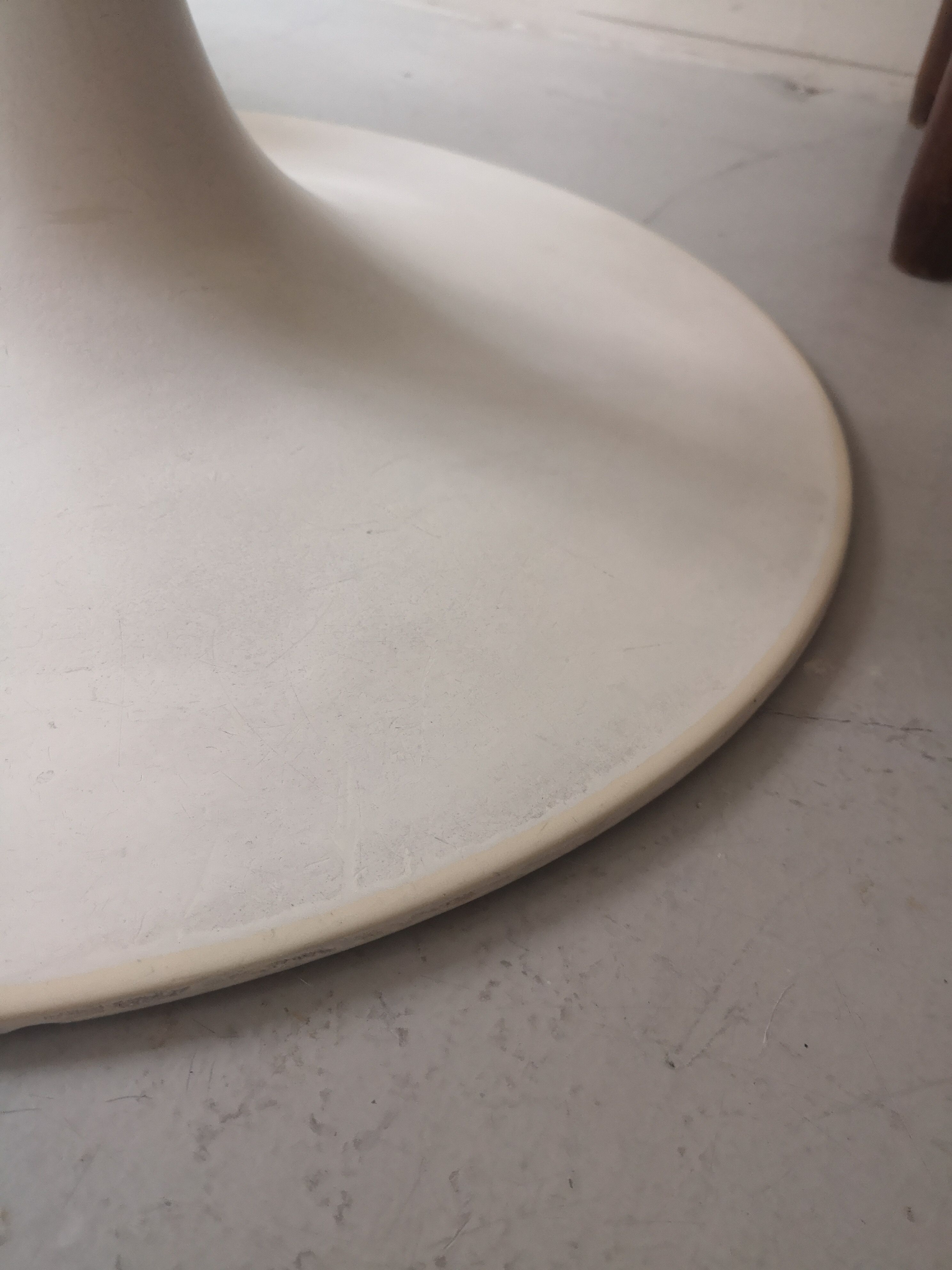 Tulip dining table by Maurice Burke for Arkana, 1970