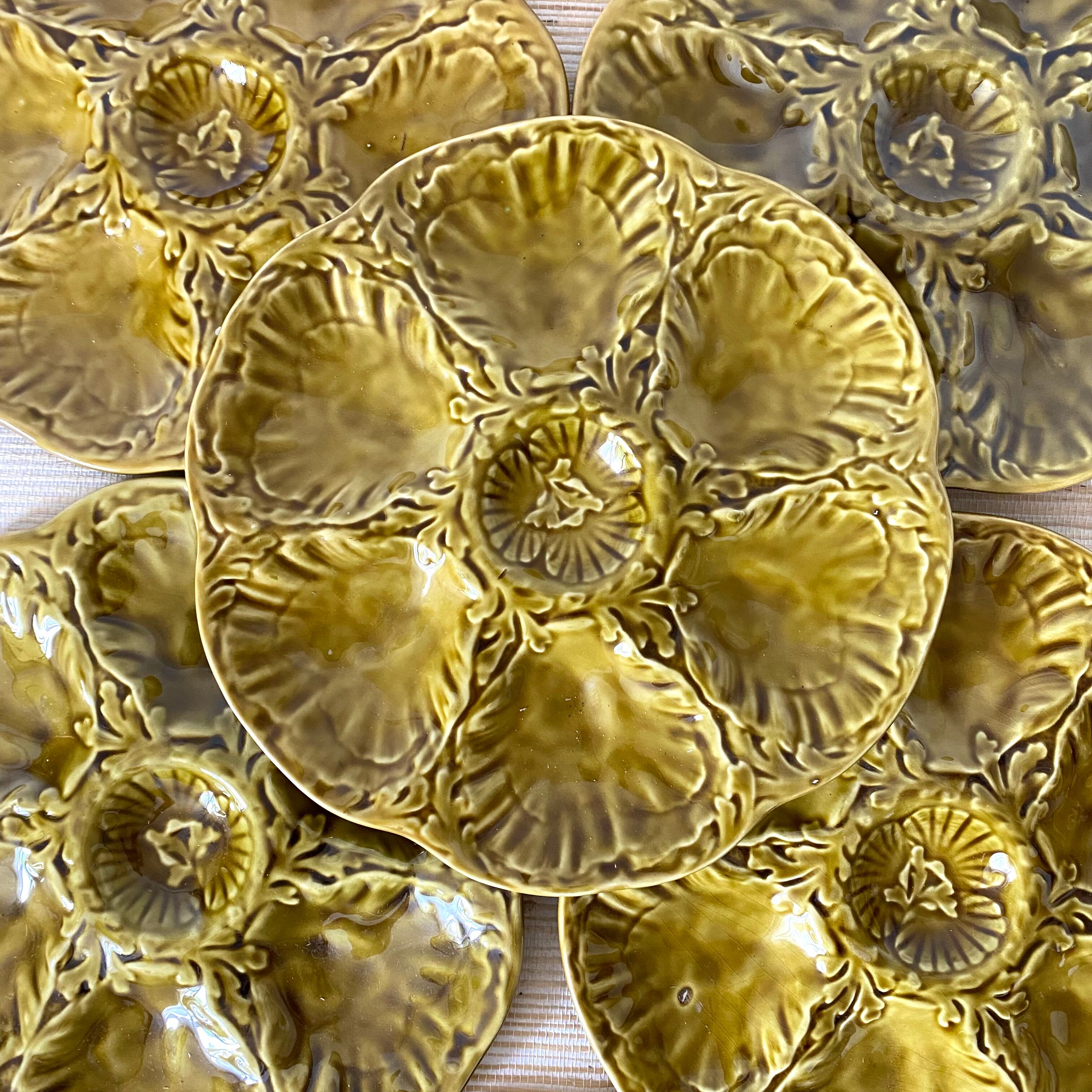 Oyster plates in slip, Gien ceramics