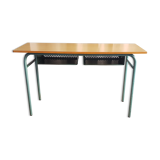 Vintage office with 2 metal lockers