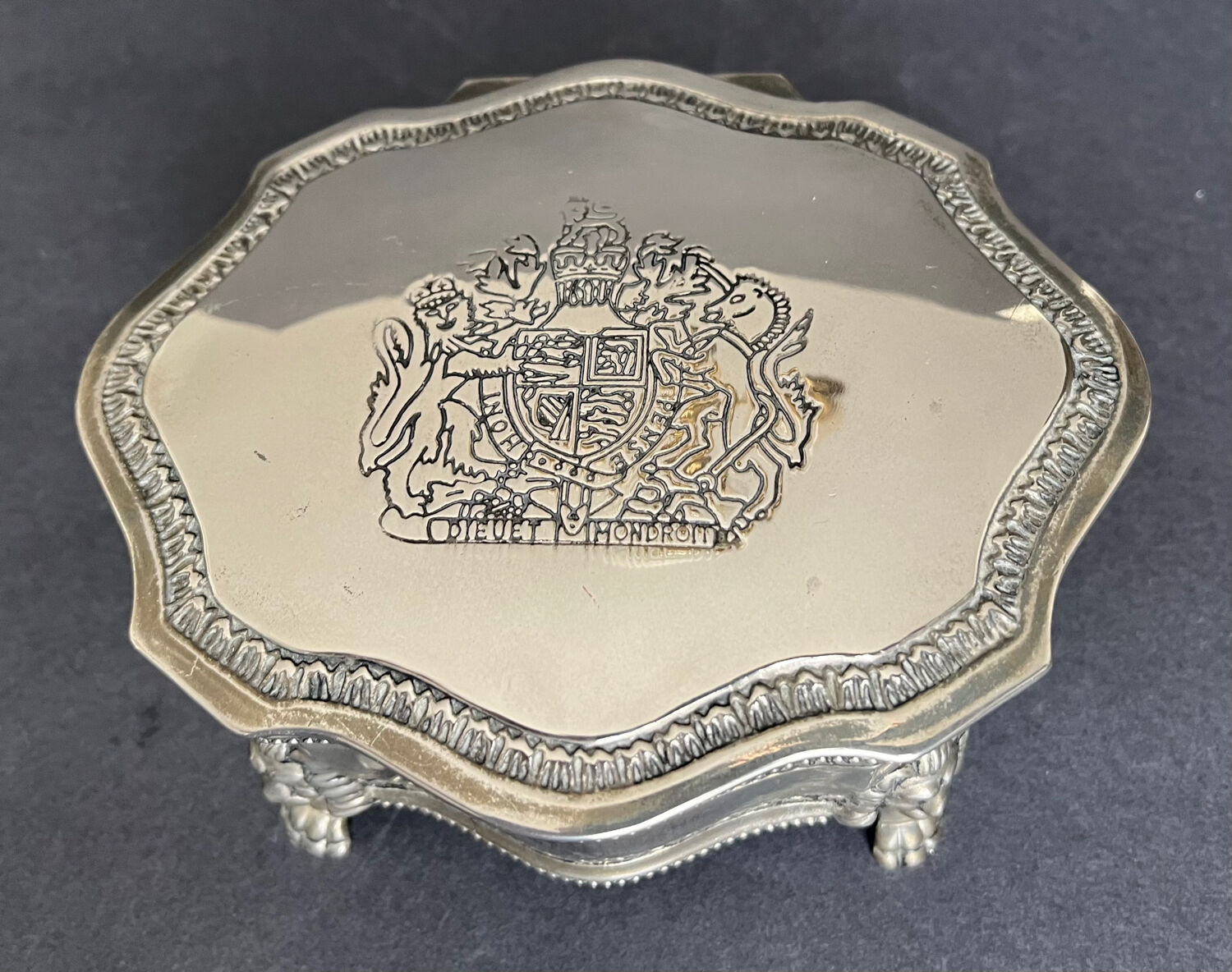 Silver metal jewelry box