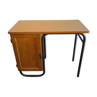 Children's desk