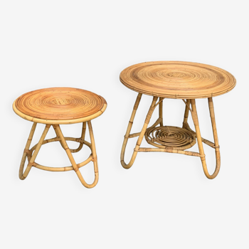 Paire de tables basses tripodes en rotin 1950