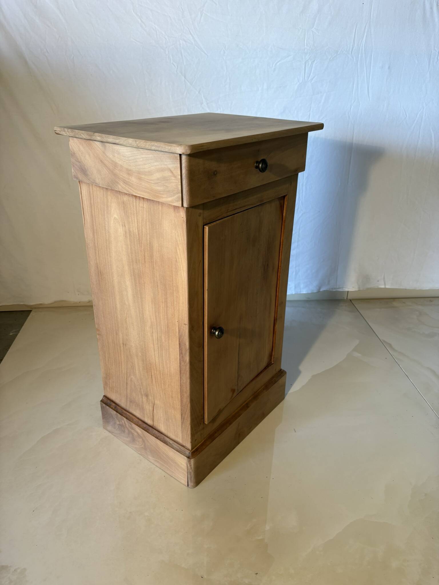 Bedside table or small storage unit in natural wood – country style
