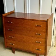 Commode style mid-century