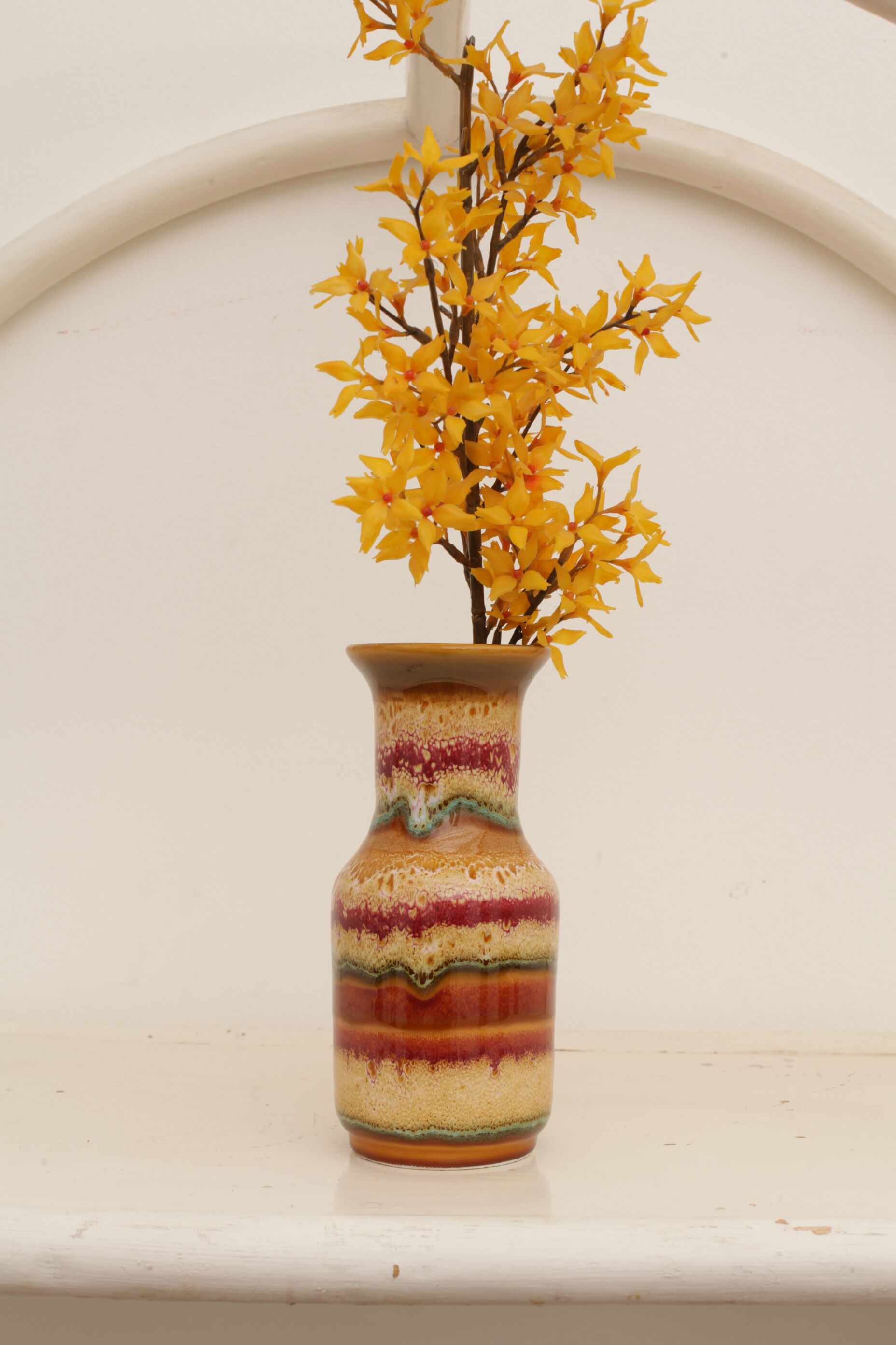 Multi-coloured sandstone vase No.1