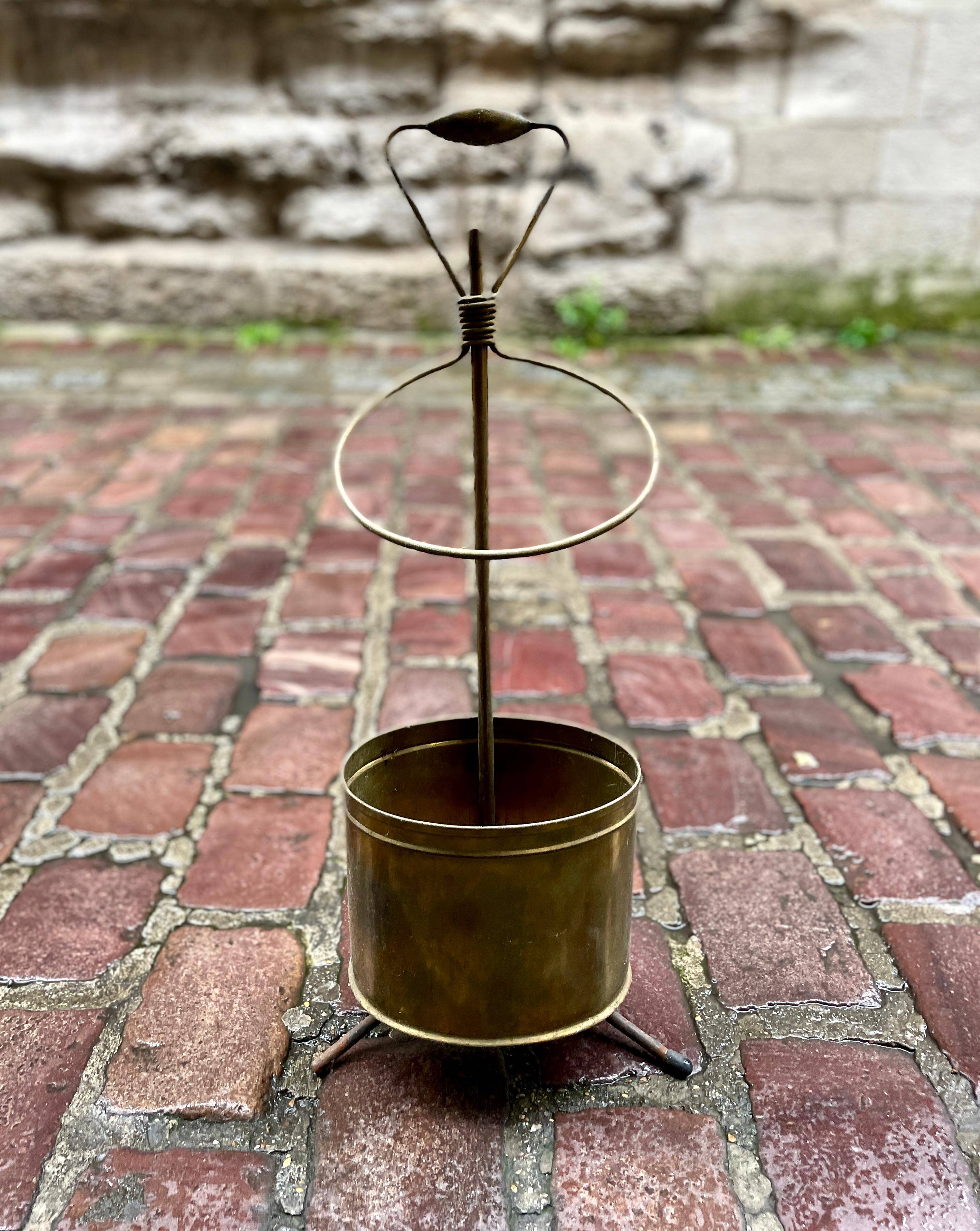 Porte-parapluie en laiton de Mathieu Matégot, années 1950
