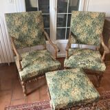 Pair of carved sheepbone armchairs with toe. Louis XIII early twentieth century