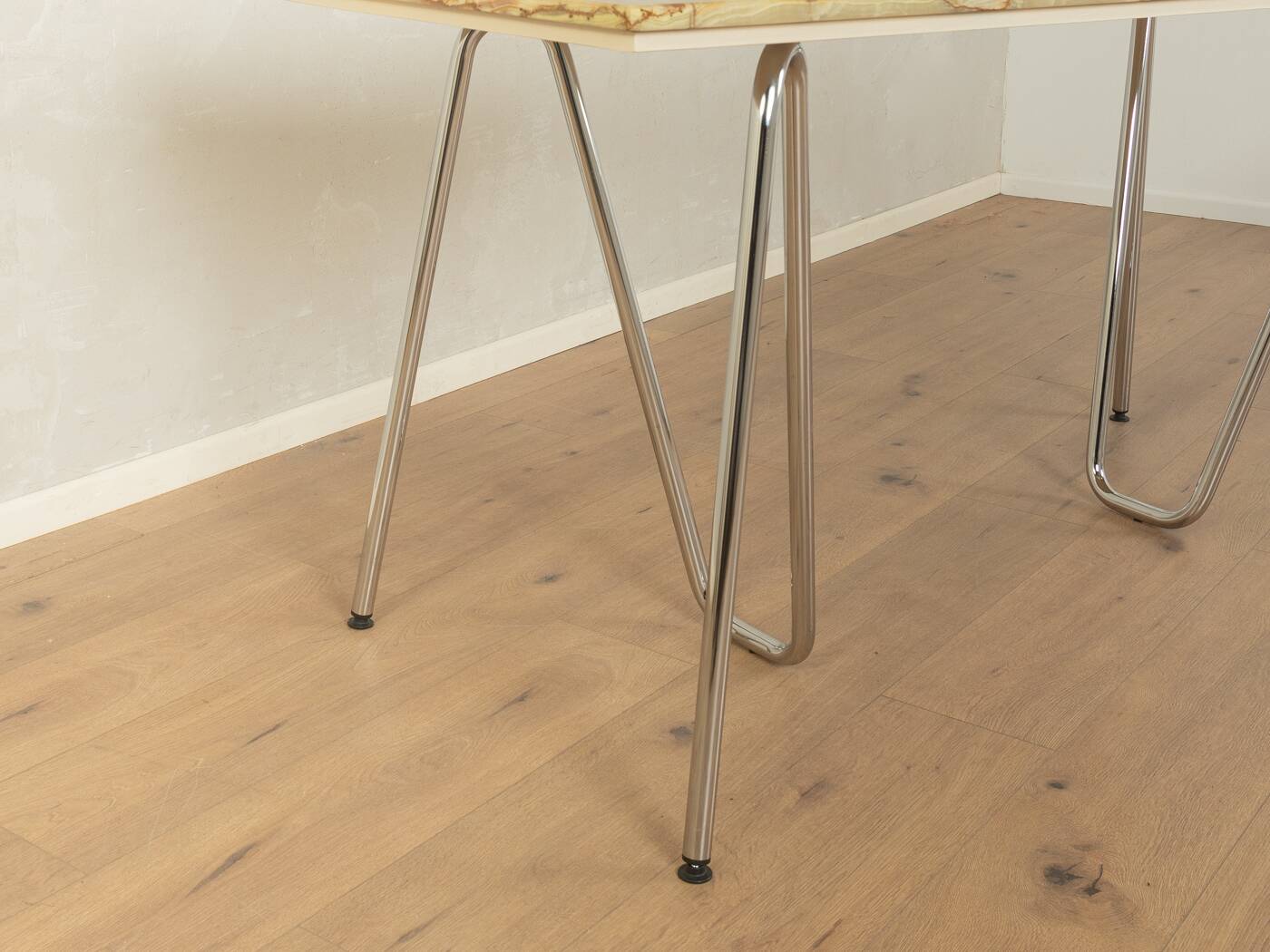 Unique desk from the 1970s with onyx marble top and stainless steel 'Grasshopper' legs