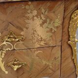 Table de chevet style Louis XV