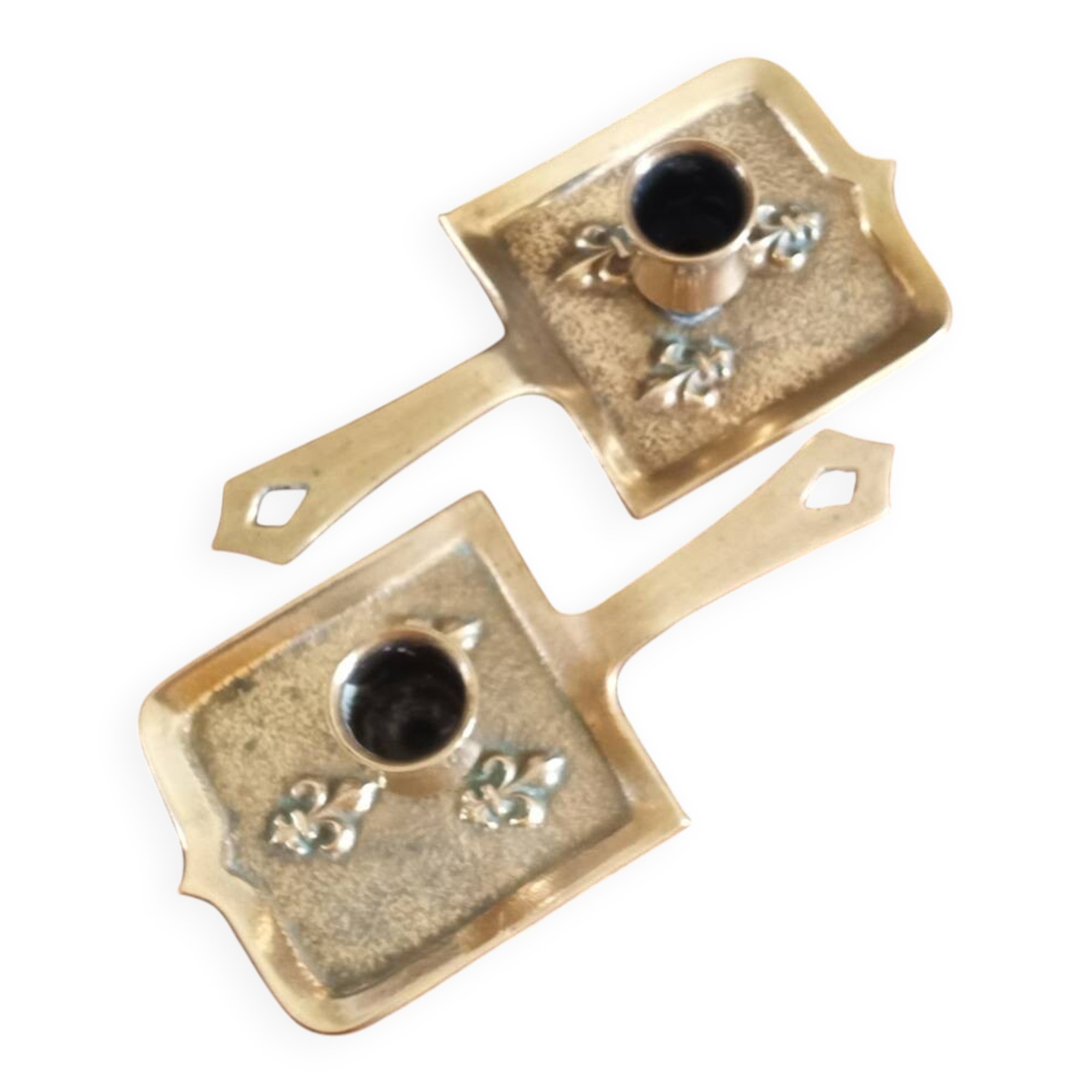 Pair of bronze candlesticks, fleur-de-lis