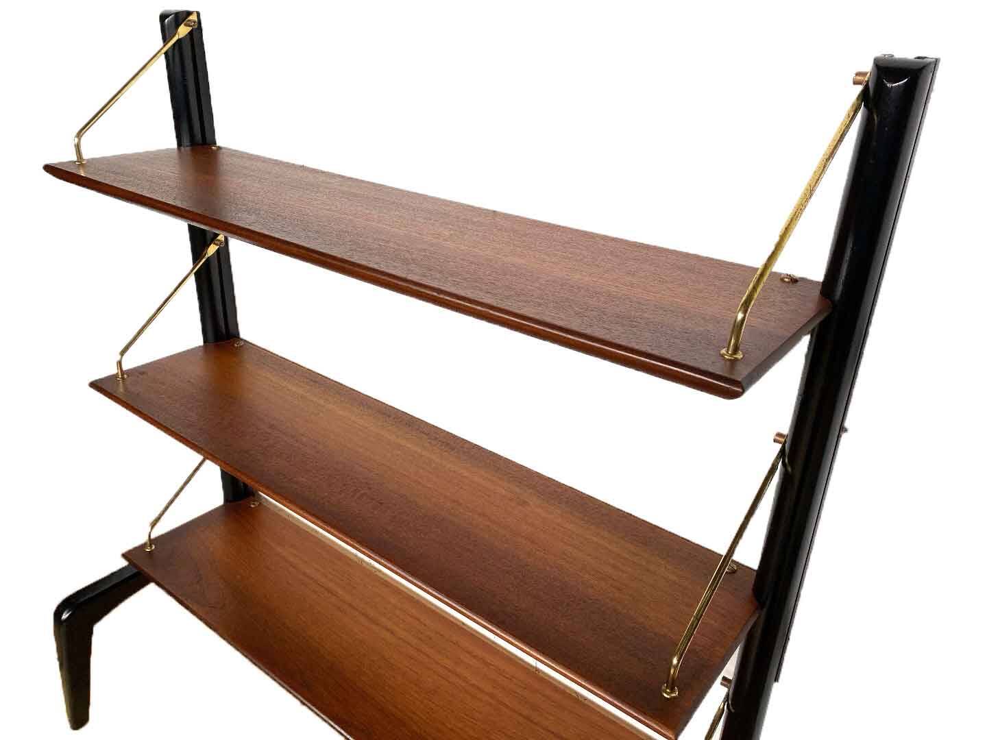 Vintage small wall unit by Louis van Teeffelen for Wébé, Dutch design 1950s