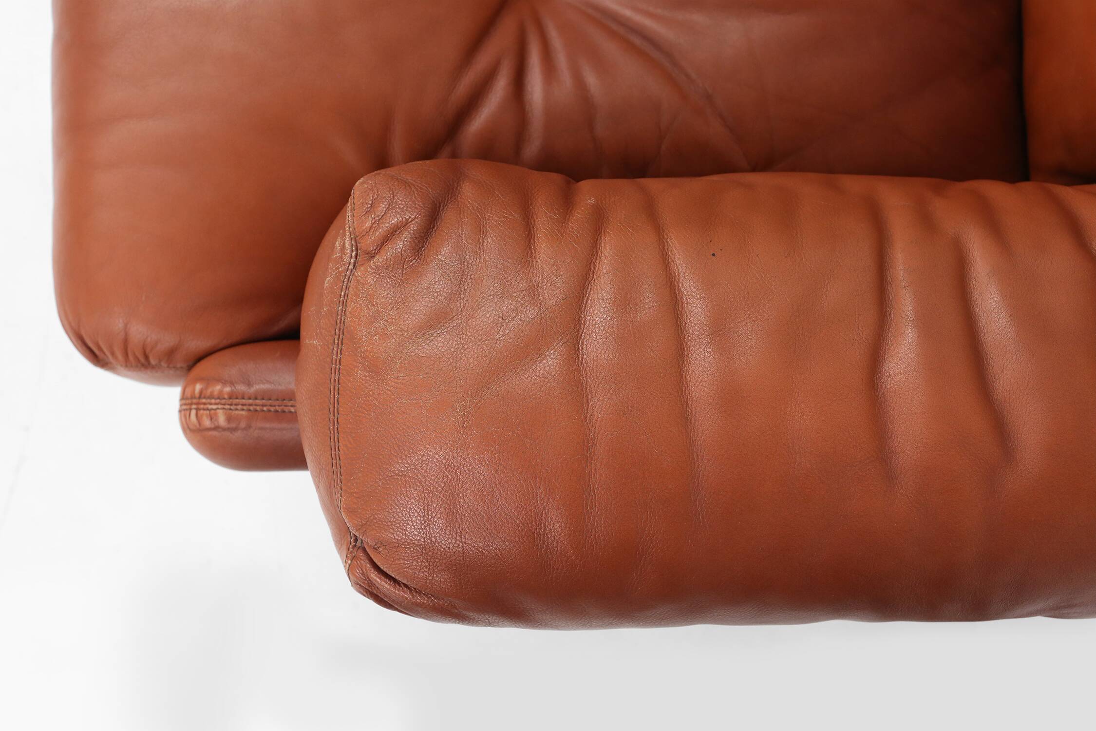 Brown leather 2-seater sofa Coronado by Tobia Scarpa for B&B Italia, Italy ca. 1960