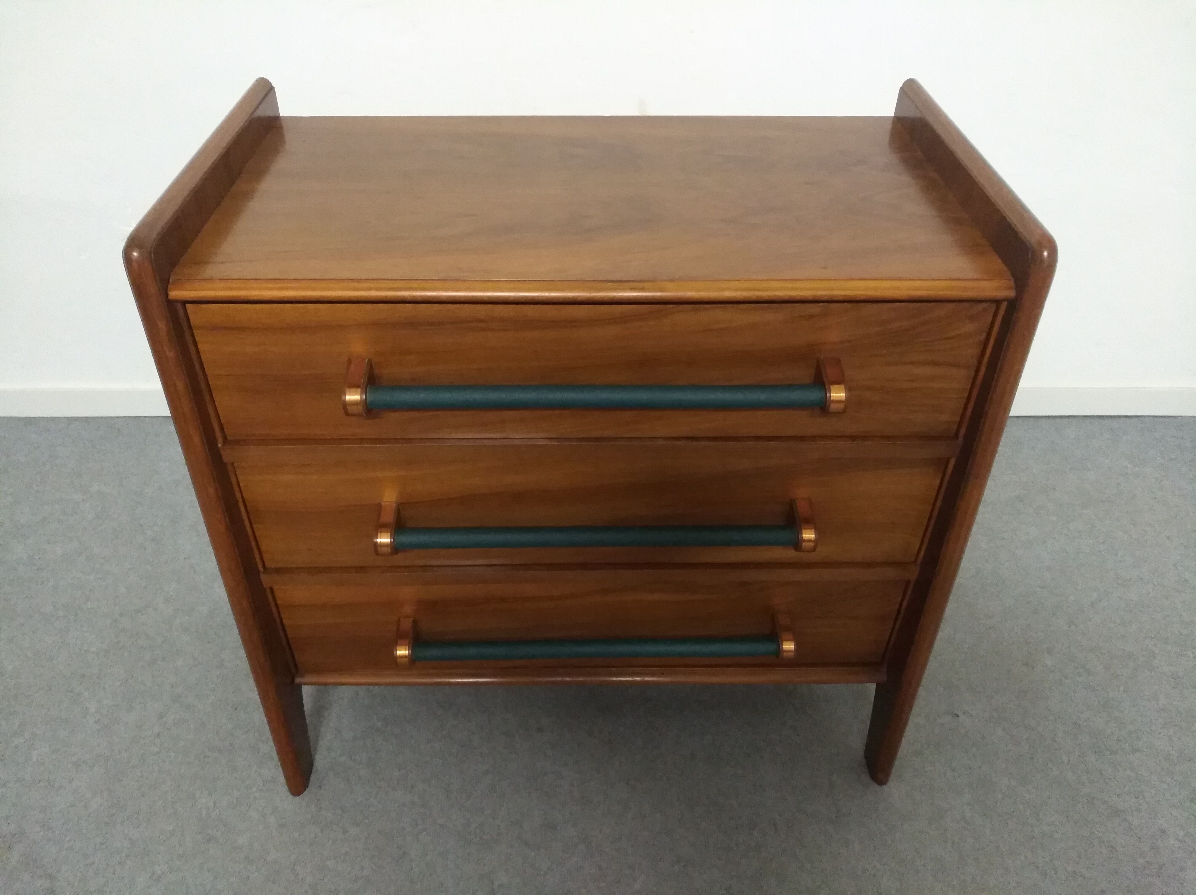 Vintage dresser 1950