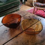Pair of vintage amber and honey glass salad bowls – 1970s-80s