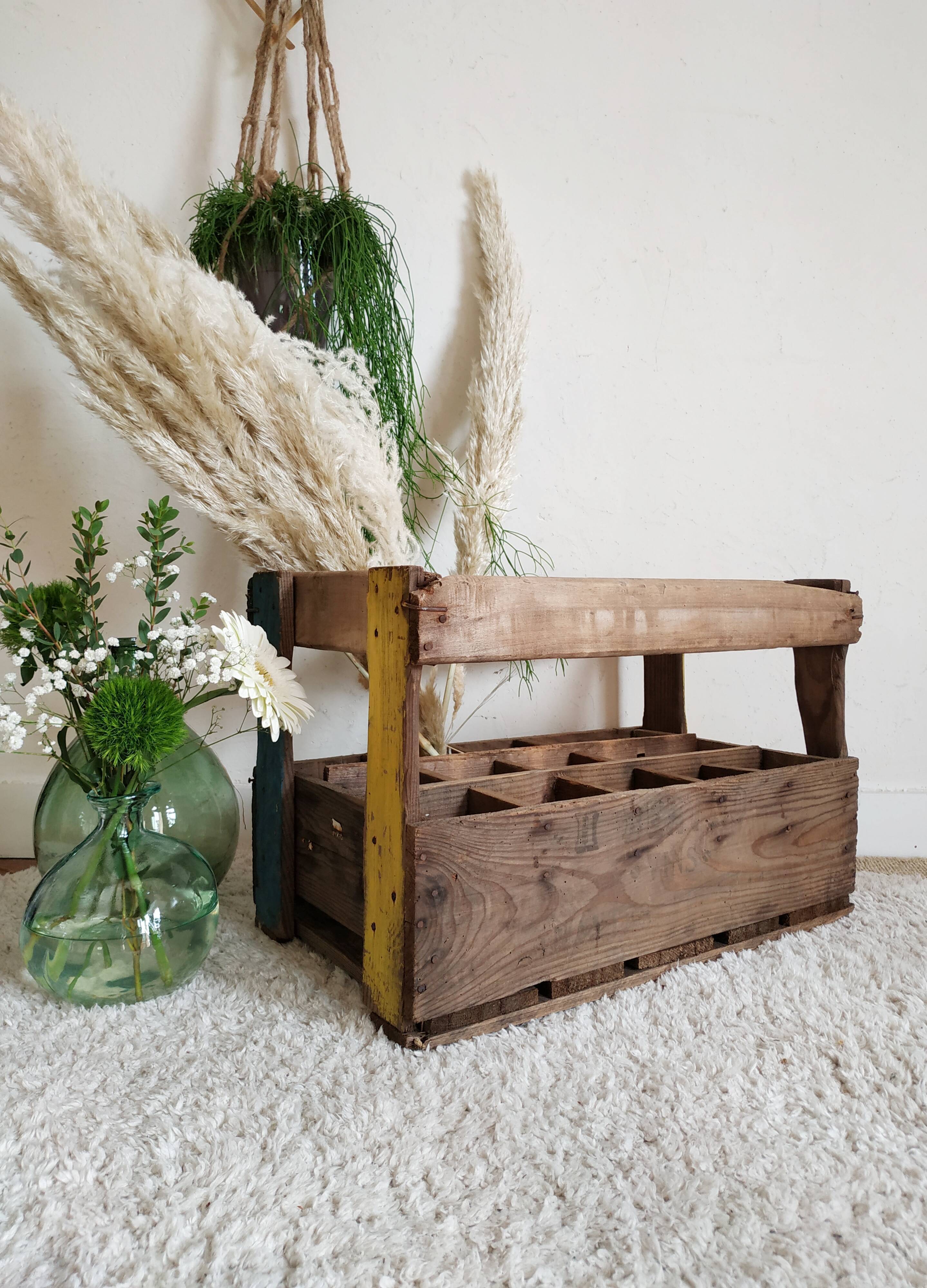 Locker- Old screen-printed wooden bottle holder
