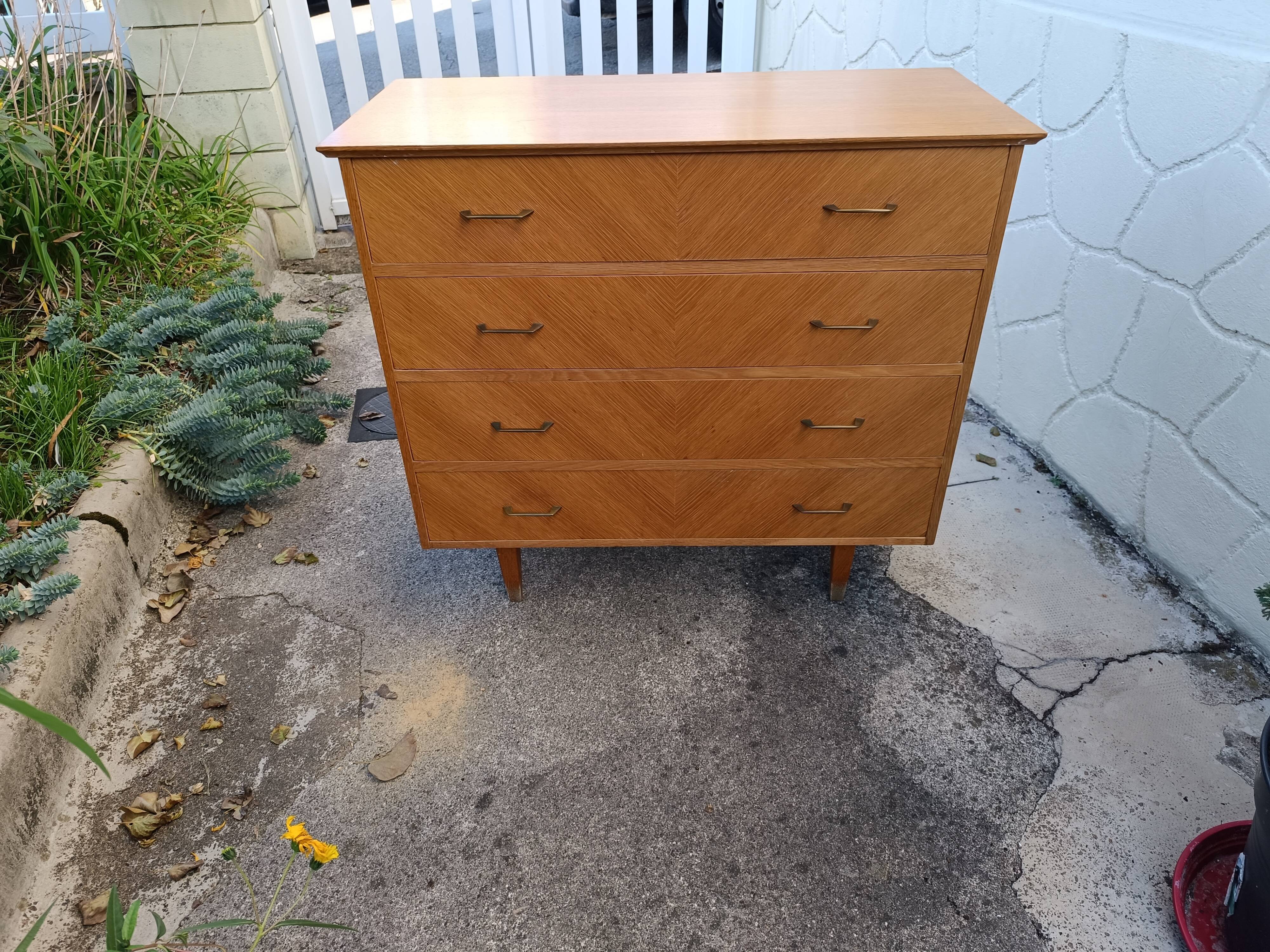 Vintage chest of drawers
