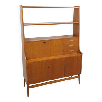 Teak fineer kast uit Zweden met klep en lades