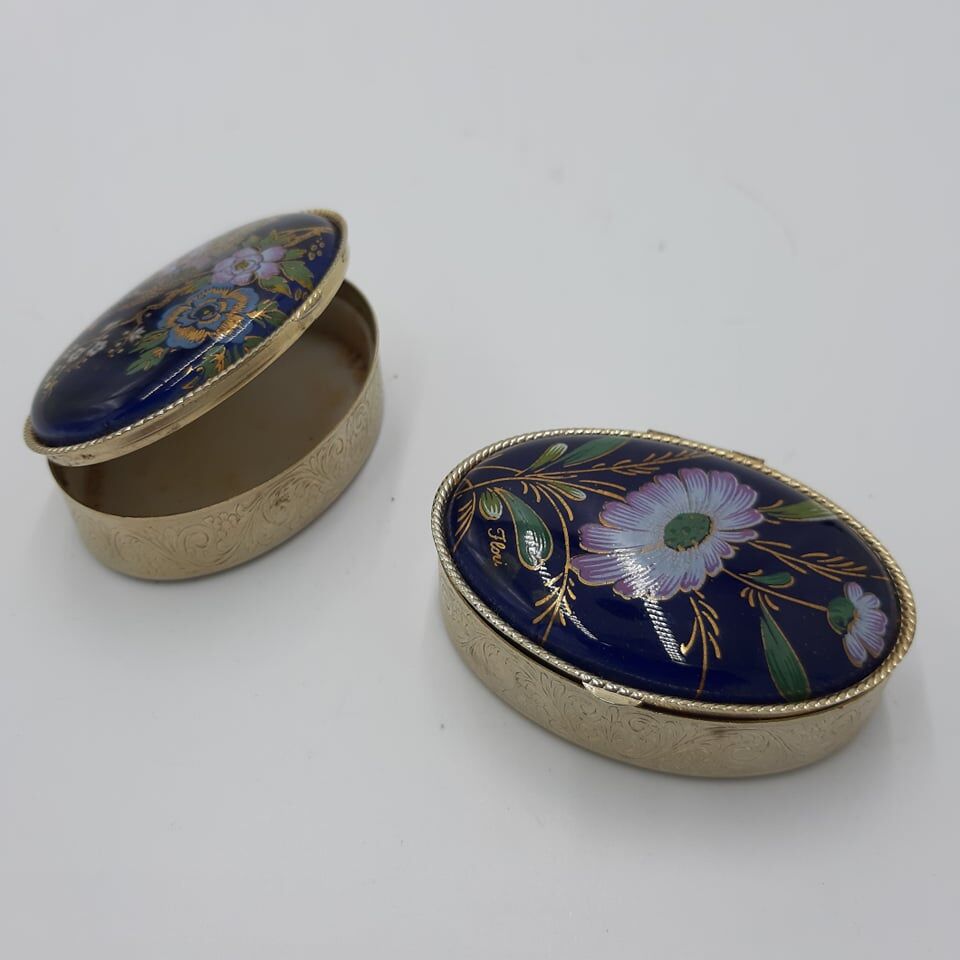 2 enamel pill boxes