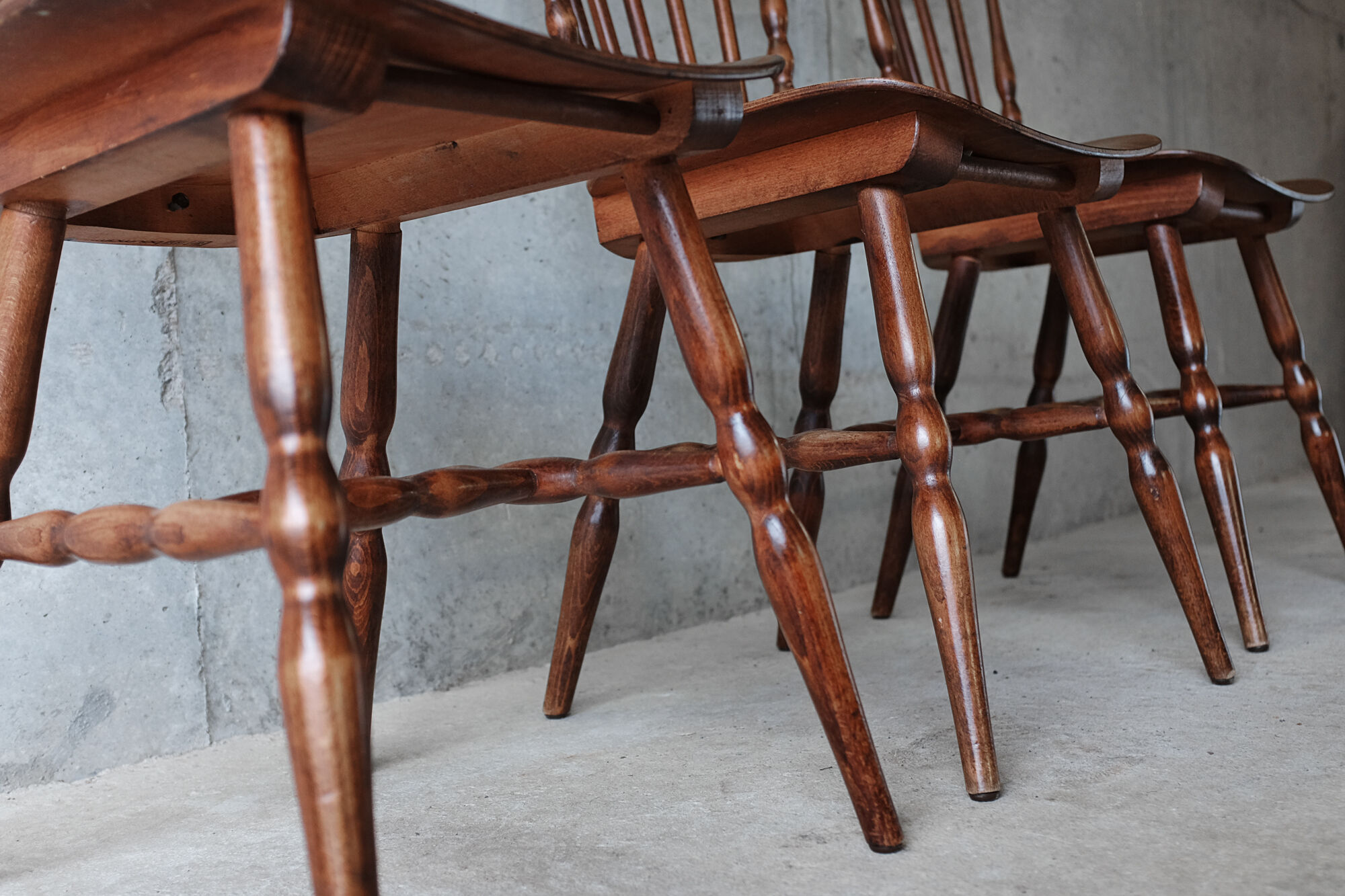 Lot de 3 chaises Baumann modèle Menuet années 50 60