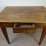 Directoire period desk table in solid walnut circa 1800