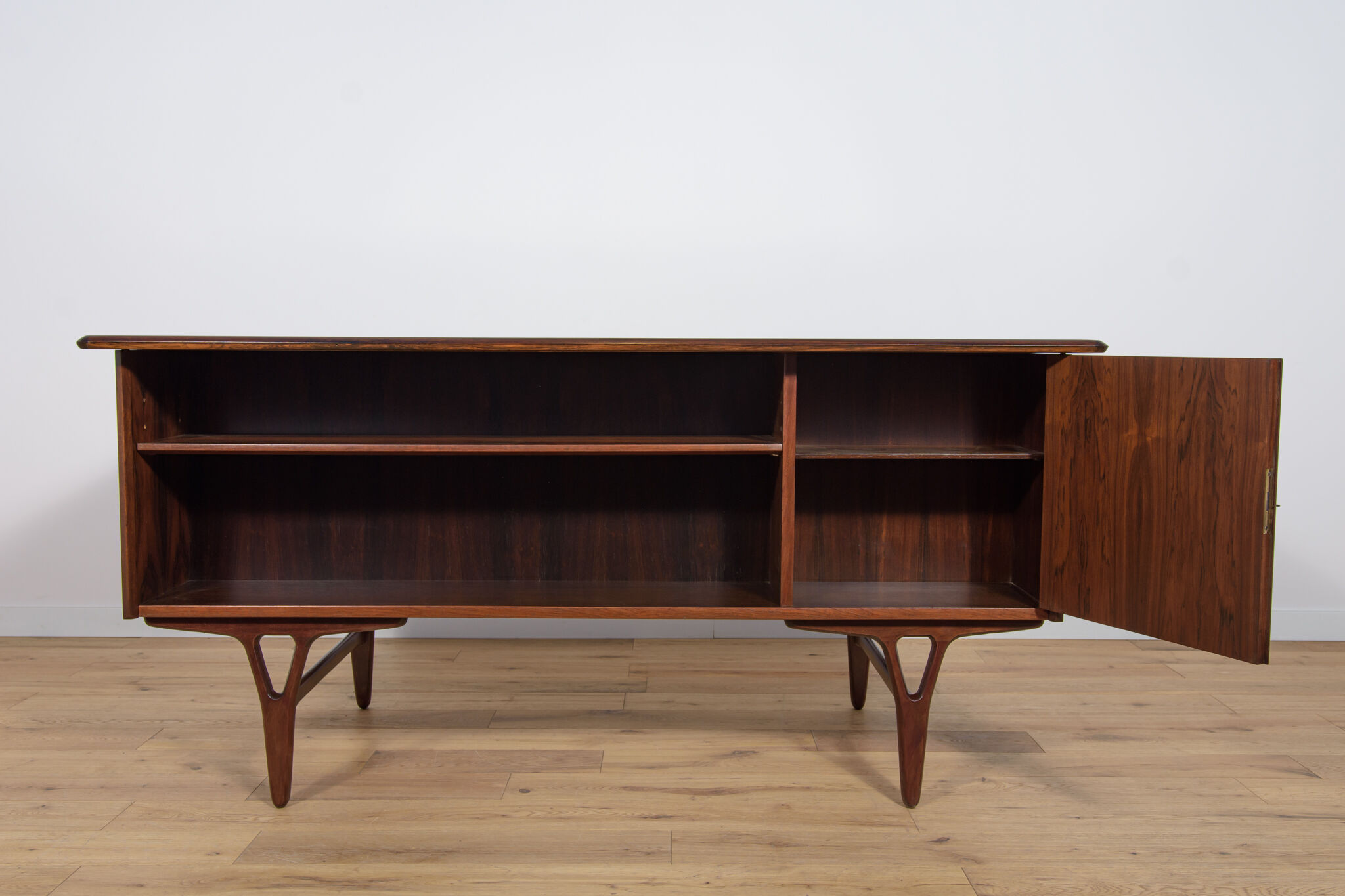 Mid-Century Freestanding Rosewood Desk, 1960s